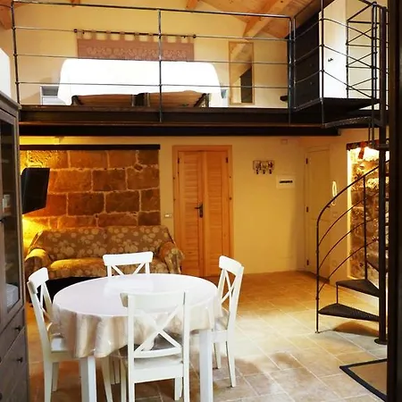 Central Minerva Apartment
